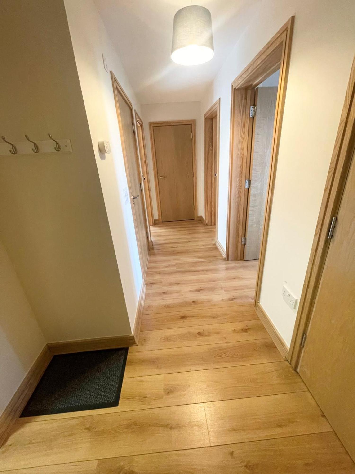 Blue Sky Apartments@Guildford Town Centre Экстерьер фото